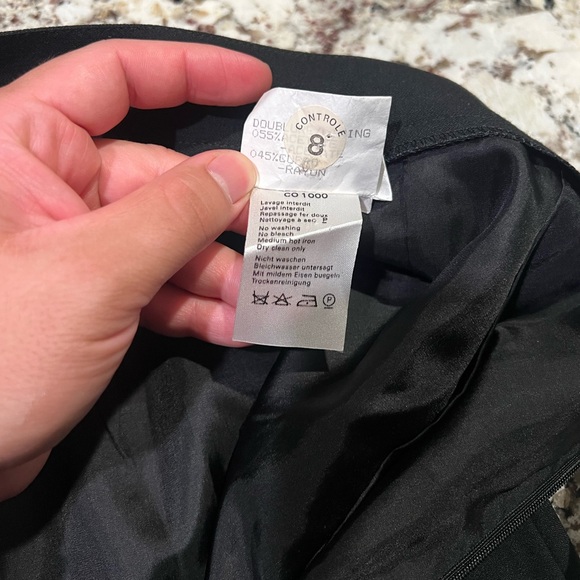 Yves Saint Laurent black skirt - Picture 5 of 7